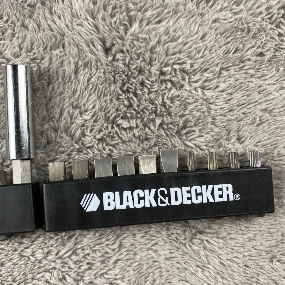 Black & Decker 20 Various Drill Bits ONLY